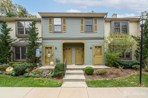 184 Edinburgh Ct, Aberdeen, NJ, 07747-1869 | Card Image