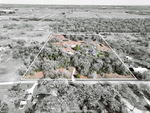 23600 Brazos Estates Rd, Hempstead, TX, 77445-4161 | Card Image