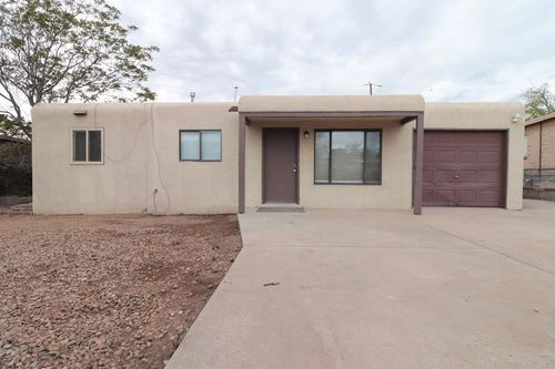 1123 Betts St Ne, Albuquerque, NM, 87112-5415 | Card Image