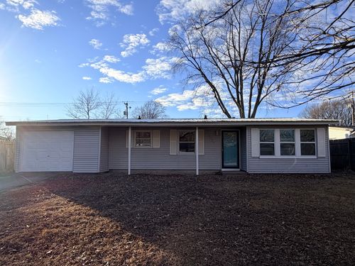 2016 Greendale Dr, Champaign, IL, 61821-4911 | Card Image