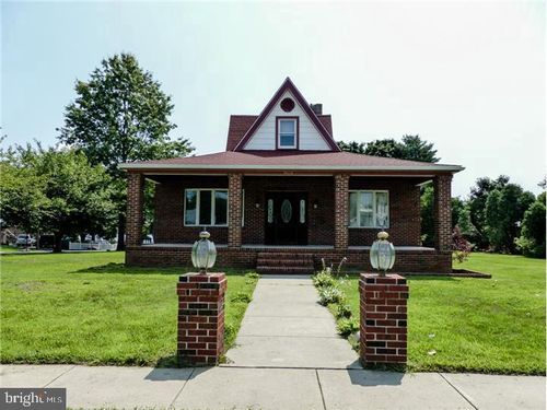 7018 N Radcliffe St, Bristol, PA, 19007-5819 | Card Image