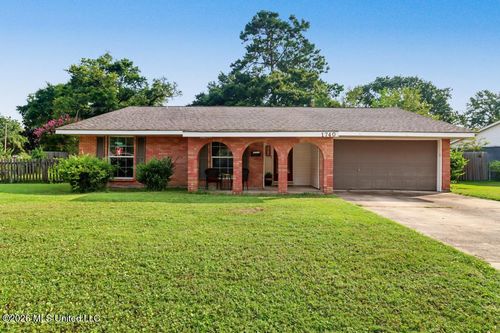 1740 Thomas Jefferson Dr, Biloxi, MS, 39531-3304 | Card Image