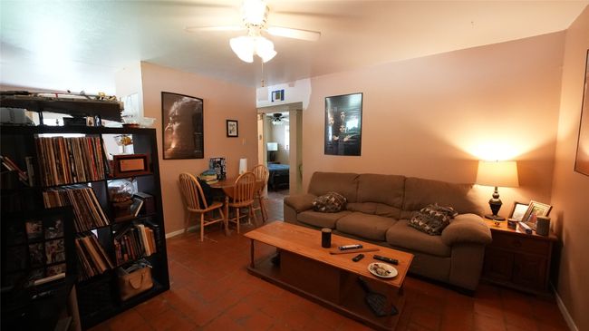 811 Crescent | Image 10
