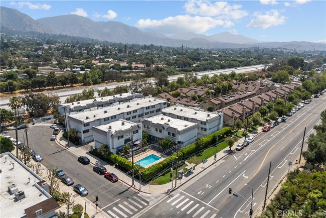 UNIT-9 - 14233 Foothill Blvd, Townhouse with 3 bedrooms, 3 bathrooms and 2 parking in Sylmar CA | Image 27