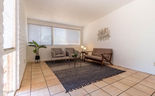 3411 S Myrtis Pl, Tucson, AZ, 85730-2333 | Card Image