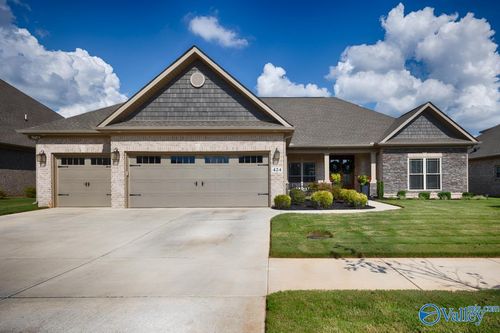 424 Turning Creek Dr Sw, Huntsville, AL, 35824-2544 | Card Image