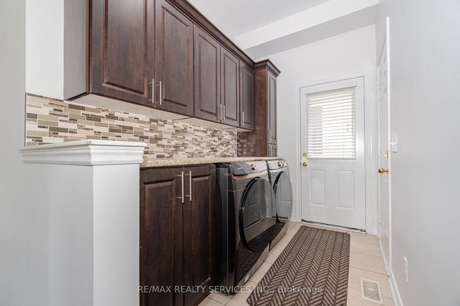 71 Vanderpool Cres, House other with 7 bedrooms, 5 bathrooms and 4 parking in Brampton ON | Image 22