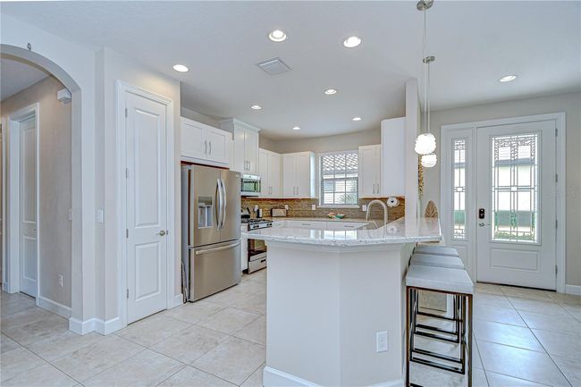 8433 Alberata Vista Dr, House other with 2 bedrooms, 2 bathrooms and null parking in Tampa FL | Image 22
