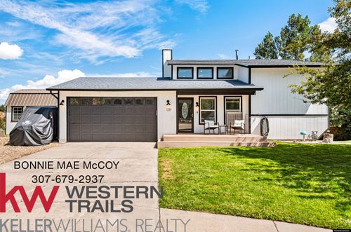 128 Kings Ct, Evanston, WY, 82930-5417 | Card Image