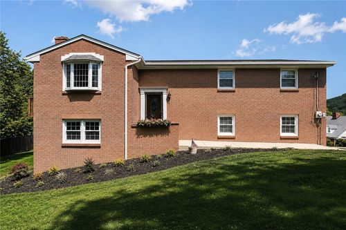 716 Sampson St, Monongahela, PA, 15063-2231 | Card Image