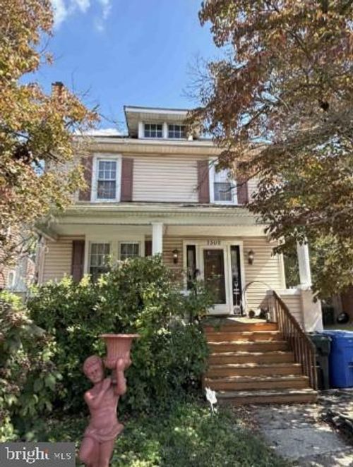 1509 High St, Burlington, NJ, 08016-3321 | Card Image