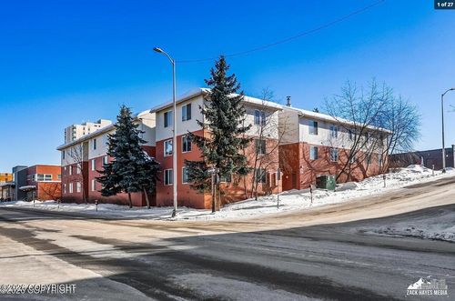 315 Barrow St, Anchorage, AK, 99501-2535 | Card Image