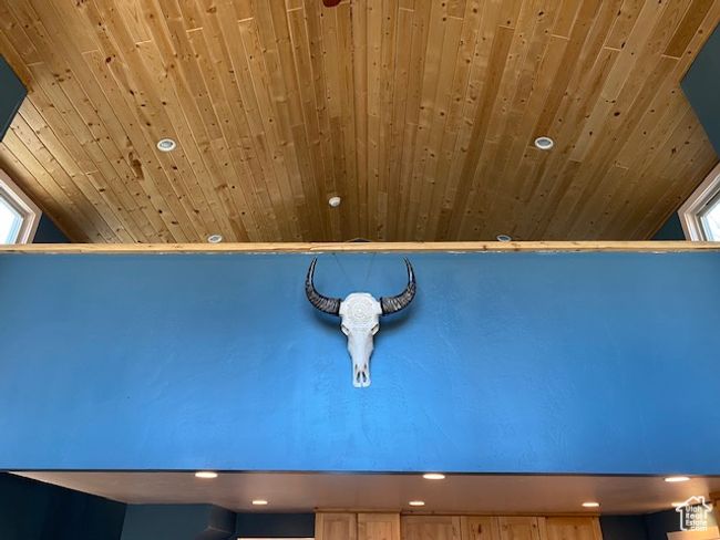 Detailed view of wooden ceiling and recessed lighting | Image 7