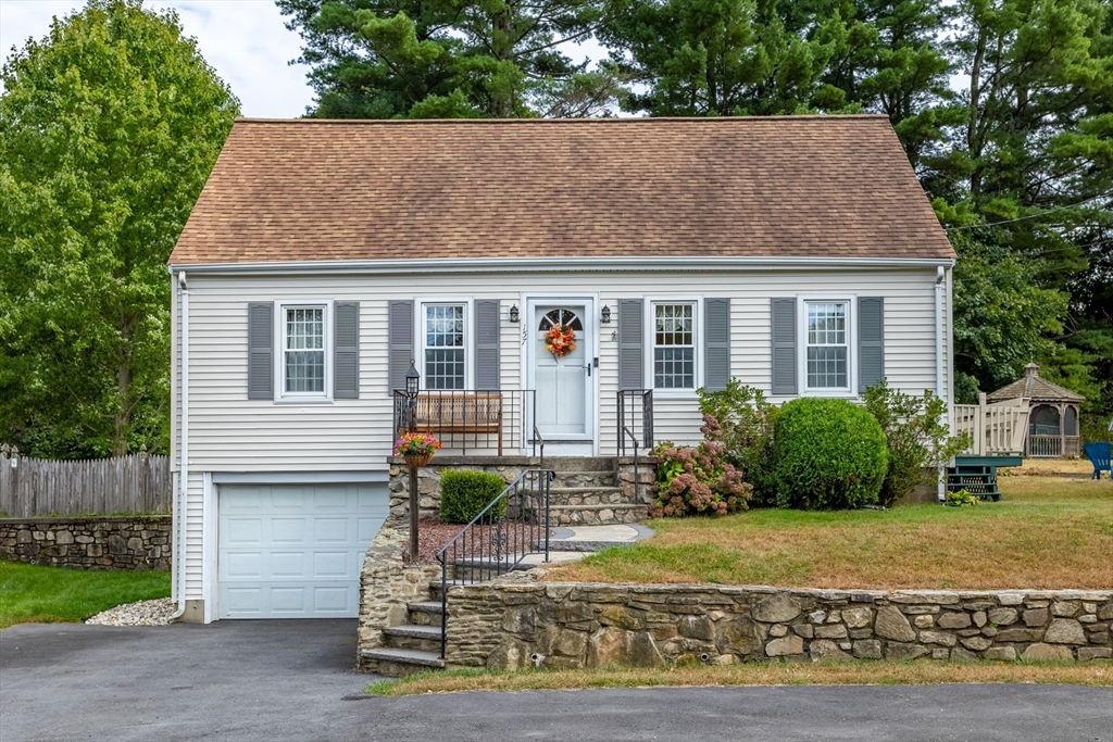 Bryn Mawr Ave, Auburn, MA 01501