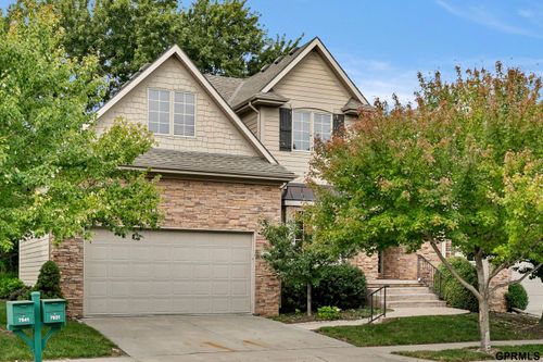 7841 Preserve Ln, Lincoln, NE, 68516-4463 | Card Image
