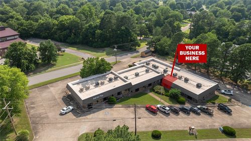 ste-103b-2863 N Old Missouri Rd, Fayetteville, AR, 72703-3777 | Card Image