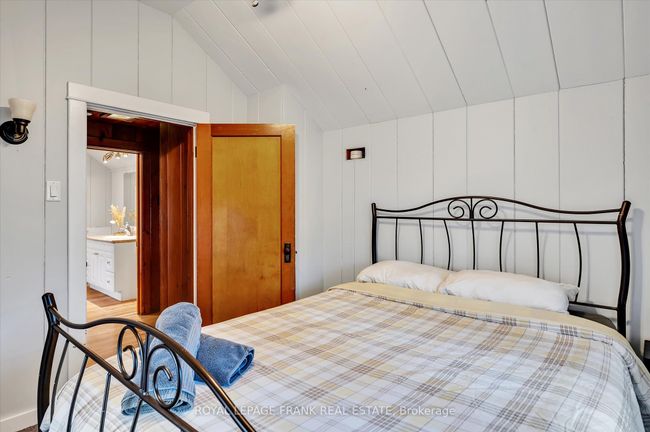 798 Simcoe St, House other with 3 bedrooms, 1 bathrooms and 4 parking in Bridgenorth ON | Image 22