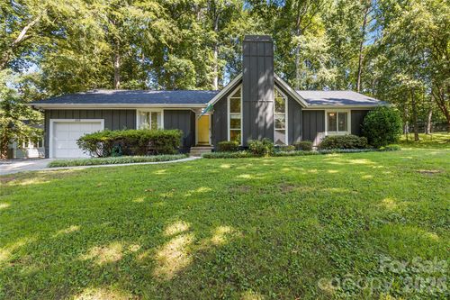 1109 S Magnolia St, Mooresville, NC, 28115-2840 | Card Image
