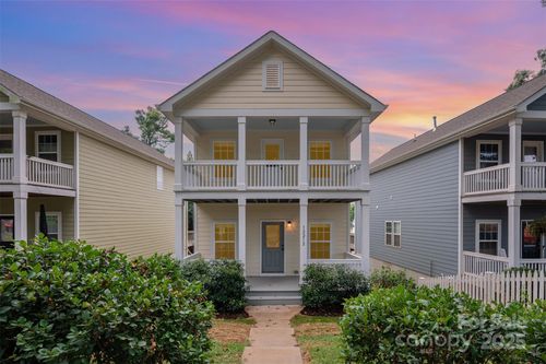 12212 Huntersville Concord Rd, Huntersville, NC, 28078-9703 | Card Image