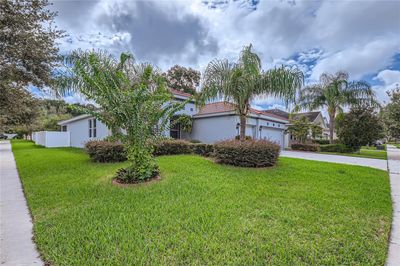 3002 Florida Elm Place, House other with 4 bedrooms, 2 bathrooms and null parking in Seffner FL | Image 2