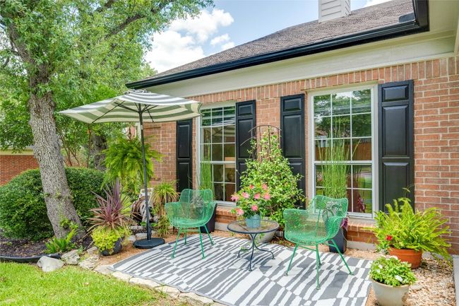 View of patio | Image 6