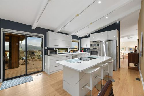 754 Walfred Rd, Langford, BC, V9C2N9 | Card Image