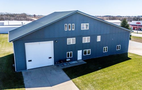 1341 12th St, Jesup, IA, 50648-1065 | Card Image