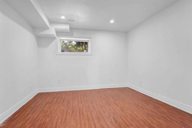 404 Hansen Rd N, House attached with 4 bedrooms, 4 bathrooms and 4 parking in Brampton ON | Image 33