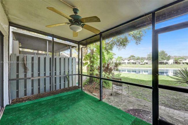2407 - 3325 Carambola Cir S, Condo with 2 bedrooms, 3 bathrooms and null parking in Coconut Creek FL | Image 28