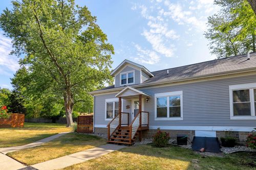 23-7370 N Shore Dr, South Haven, MI, 49090-9198 | Card Image