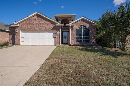 10608 Big Oak Dr, Fort Worth, TX, 76131-3931 | Card Image