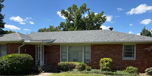1 Charles Dr, Centralia, IL, 62801-4345 | Card Image