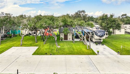 57-1406 W Corpus Christi St, Rockport, TX, 78382-6440 | Card Image