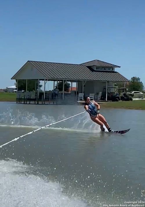 108 Lakeside Cv, Martindale, TX, 78655-3989 | Card Image