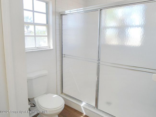 primary bath | Image 10