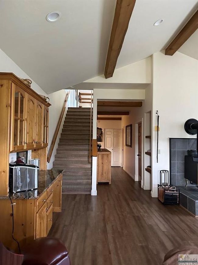 Entry | Image 8
