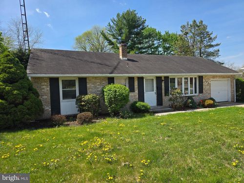 160 Early Ave, GETTYSBURG, PA, 17325-3103 | Card Image