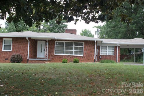 507 Dakota St, Kannapolis, NC, 28083-6933 | Card Image