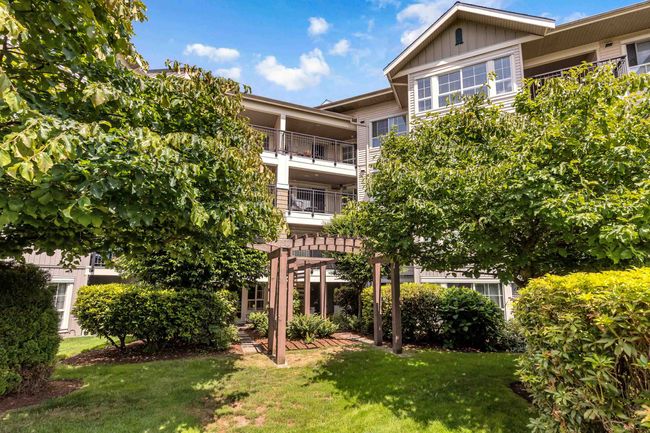 303 - 19673 Meadow Gardens Way, Condo with 1 bedrooms, 1 bathrooms and 2 parking in Pitt Meadows BC | Image 22