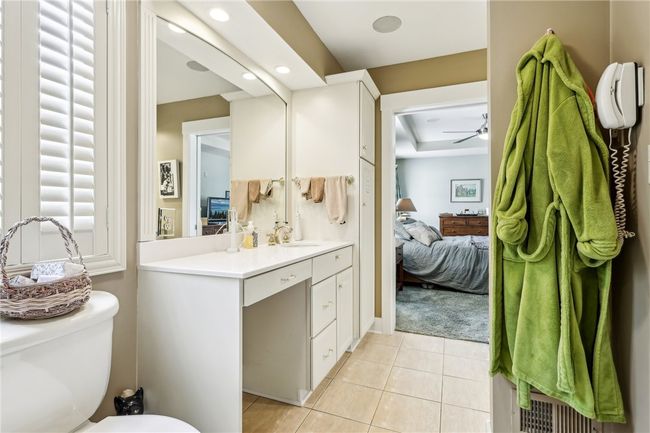 238 Berkeley Way, Condo with 3 bedrooms, 3 bathrooms and 2 parking in Monroeville PA | Image 45