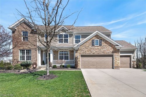 18079 Clare Ct, Strongsville, OH, 44149-0995 | Card Image