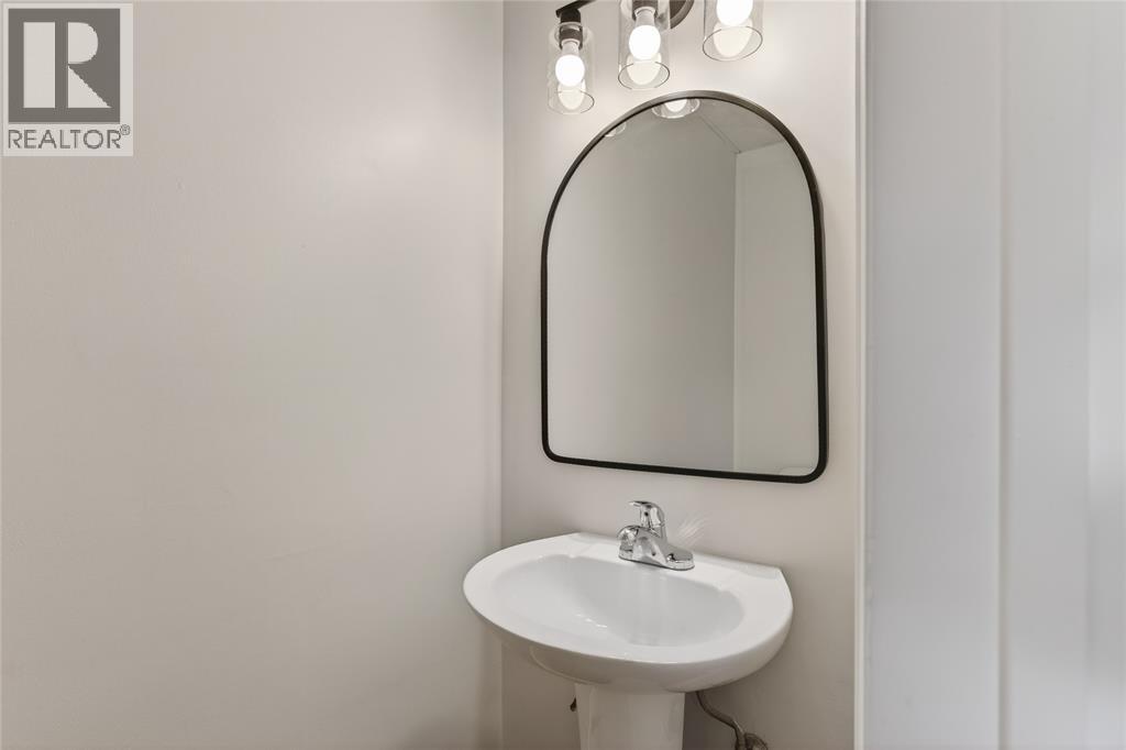 Residential in Sarnia 4