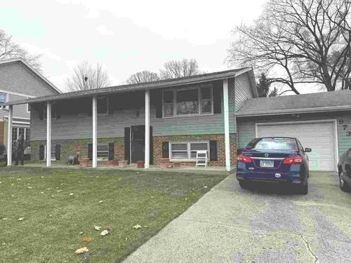 973 Highland Rd, Mundelein, IL, 60060-1249 | Card Image