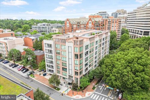 2c-4901 Hampden Ln, BETHESDA, MD, 20814-7915 | Card Image
