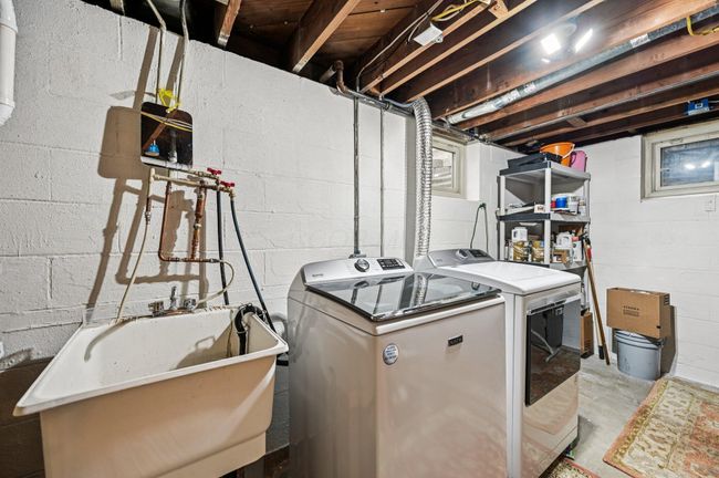 1537 Barrington Rd, House other with 4 bedrooms, 3 bathrooms and null parking in Upper Arlington OH | Image 38