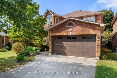 809 Surin Crt, House other with 4 bedrooms, 3 bathrooms and 6 parking in Newmarket ON | Image 1