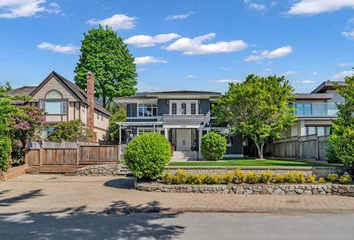 2459 Mathers Ave, West Vancouver, BC, V7V2H9 | Card Image
