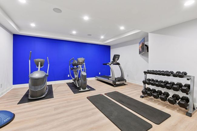 Large exercise room | Image 53