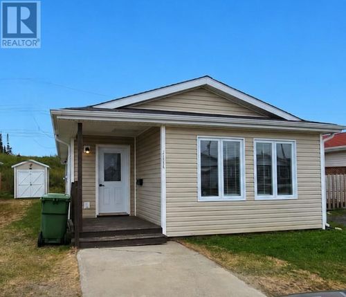4004 Canning Ave, Labrador City, NL, A2V0A5 | Card Image