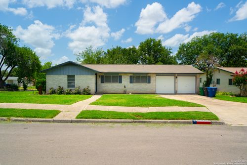 10803 Edgecrest Dr, San Antonio, TX, 78217-2836 | Card Image